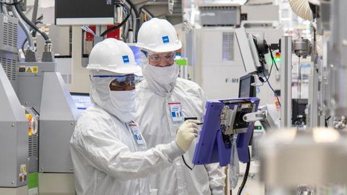 英特爾愛爾蘭工廠完成關鍵設備安裝調試，正式啟動Intel 4芯片生產